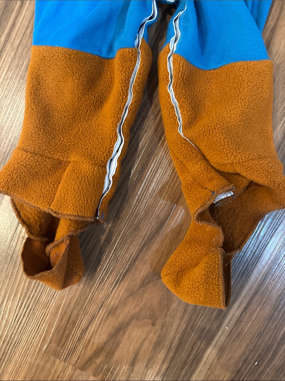 Disney Baby Woody Sheriff Kids Costume - Yellow & Blue sherriff onesie costume - Picture 4 of 5